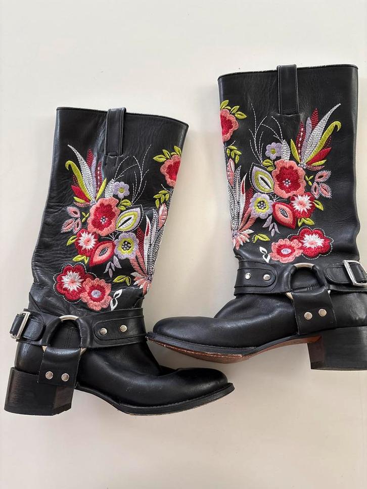 Tony Mora Bikerboots - Maat 37 - Borduurwerk, Kleding | Dames, Schoenen, Zo goed als nieuw, Lage of Enkellaarzen, Zwart, Ophalen of Verzenden