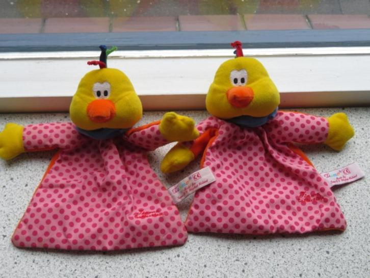 2 x Knuffeldoek eend of eendje merk Tiamo vrolijk gekleurd, Kinderen en Baby's, Speelgoed | Knuffels en Pluche, Zo goed als nieuw