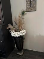 2 ptmd vazen met decoratie krans kunstbloemen, Ophalen, Zo goed als nieuw