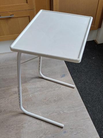 GRATIS multifunctionele inklapbare / verstelbare tafel beschikbaar voor biedingen