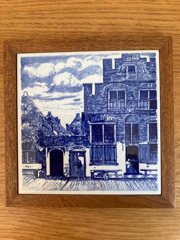 Het straatje van Vermeer - Delfts Blauwe tegel houten lijst beschikbaar voor biedingen