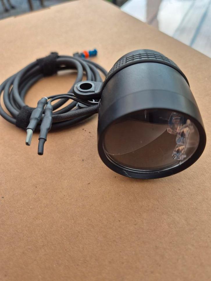 Busch & Muller E-Bike Fietsverlichting, Lumotec, IQ-X, 100%., Fietsen en Brommers, Fietsaccessoires | Fietsverlichting, Ophalen of Verzenden