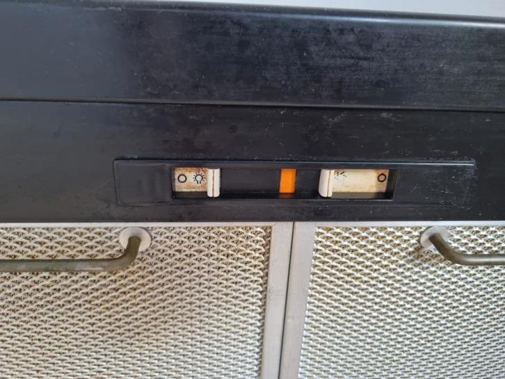 Gebruikte afzuigkap, wordt niet gebruikt en mag goedkoop weg, Witgoed en Apparatuur, Afzuigkappen, Gebruikt, Wandschouwkap, Ophalen of Verzenden