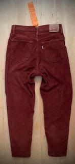 Levi’s Levi High Waist Mom jeans corduroy rood W30 L29, Levi’s, Ophalen of Verzenden, Overige kleuren, W30 - W32 (confectie 38/40)