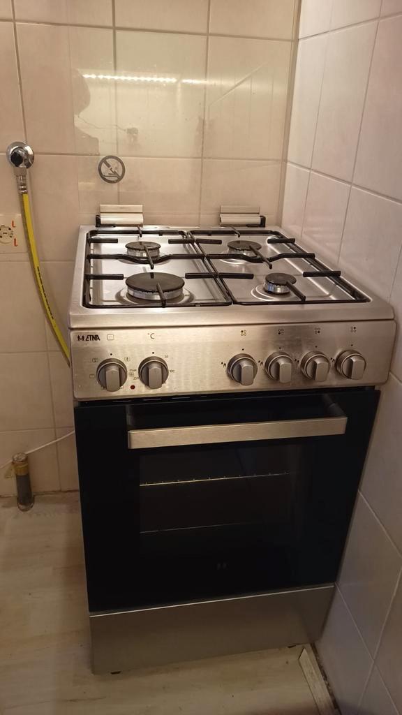 Etna FGV350RVS gasfornuis - 3 jaar oud, Witgoed en Apparatuur, Fornuizen, Gebruikt, Vrijstaand, Gas, 4 kookzones, 85 tot 90 cm