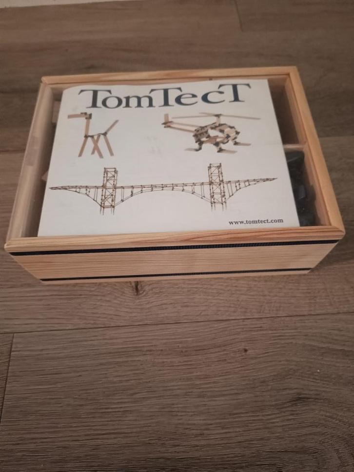 Tom Tect speelgoed bouwset, Kinderen en Baby's, Speelgoed | Houten speelgoed, Zo goed als nieuw, Overige typen, Ophalen of Verzenden