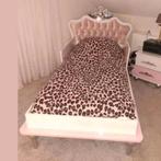 Mooi gecapitineerd meisjes bed, Ophalen, Zo goed als nieuw, Meisje