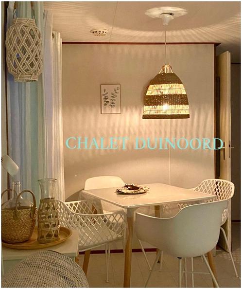 Duinoord Chalet te huur 4 Persoons aan Zee   875,= per week, Vakantie, Campings, Recreatiepark, Aan zee, In bos, Internet, Speeltuin