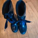 Donkerblauwe regenlaarzen met leuke strik maat 28 meisje, Kinderen en Baby's, Kinderkleding | Schoenen en Sokken, Ophalen of Verzenden