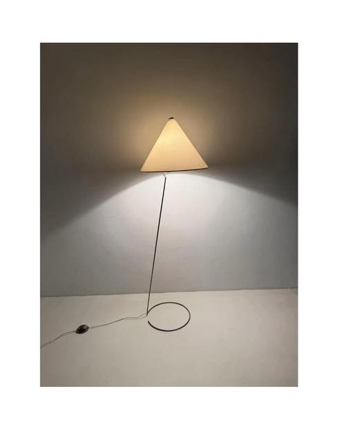 Vloerlamp design Jacques Tillman- Eikelenboom, Huis en Inrichting, Lampen | Vloerlampen, Gebruikt, 150 tot 200 cm, Kunststof, Metaal