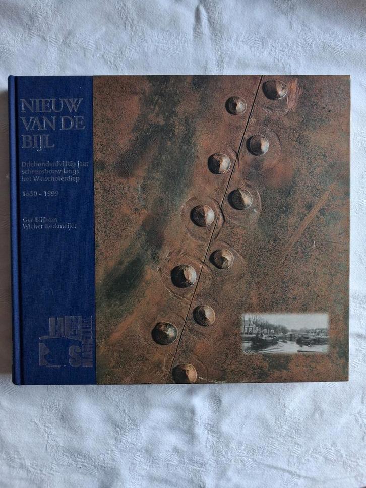 350 jaar scheepsbouw langs het Winschoterdiep, Verzamelen, Scheepvaart, Zo goed als nieuw, Boek of Tijdschrift, Ophalen