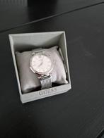 Zilver guess horloge, Sieraden, Tassen en Uiterlijk, Horloges | Dames, Staal, Guess, Ophalen of Verzenden, Zo goed als nieuw