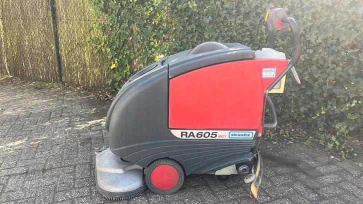 ✅️️ Cleanfix RA605 schrobmachine accu- aangedreven., Doe-het-zelf en Verbouw, Reinigingsmachines, Gebruikt, Schrobmachine, Ophalen