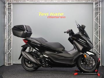 Honda Forza 350 beschikbaar voor biedingen