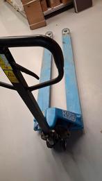 Hand Palletwagen, Ophalen