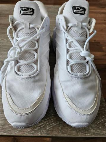 Spierwitte Nike Airmax TW maat 47,5 / 13 beschikbaar voor biedingen