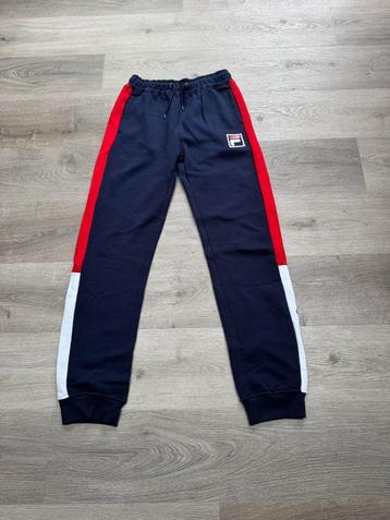 FILA dikke jogging broek nieuwstaat maat 176 ZJ beschikbaar voor biedingen