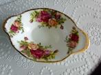 Schaaltje Bone China, Verzamelen, Porselein, Kristal en Bestek, Ophalen of Verzenden, Zo goed als nieuw, Porselein, Bord of Schaal