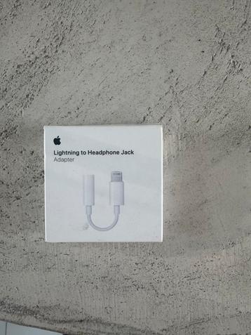 Lightning to headphone Jack beschikbaar voor biedingen