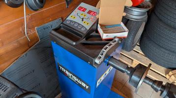 Banden Balanceer Machine - Trainsway beschikbaar voor biedingen