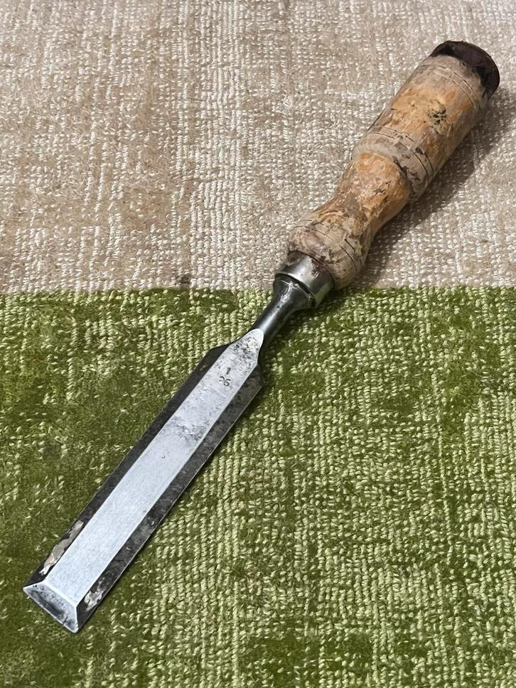 Vintage Nooitgedagt Oude beitel 1/26, Antiek en Kunst, Antiek | Gereedschap en Instrumenten, Ophalen of Verzenden