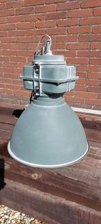 Industriele lamp grijs E27, Huis en Inrichting, Lampen | Hanglampen, 50 tot 75 cm, Ophalen of Verzenden, Zo goed als nieuw, Metaal