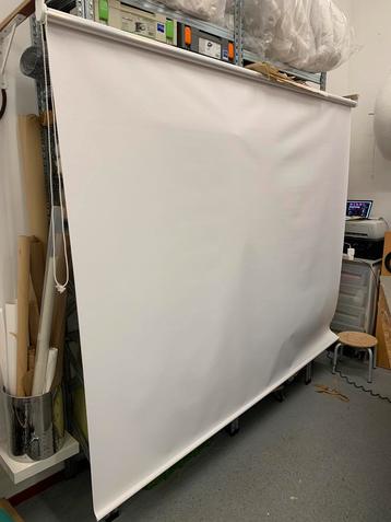 Rolgordijn wit verduisterend 240x195 hoog beschikbaar voor biedingen