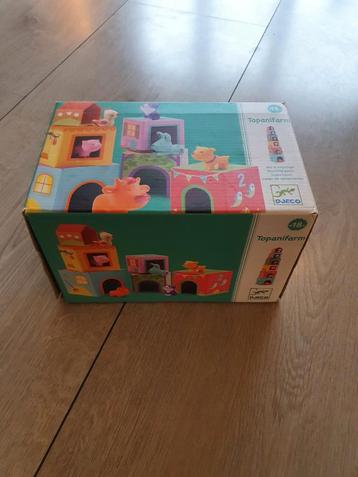 Djeco Toren - Stapeltoren Topanifarm beschikbaar voor biedingen