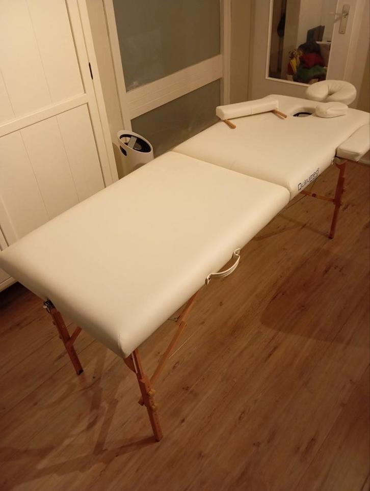 3 Lichtgewicht witte Massage Tafels, Sport en Fitness, Massageproducten, Gebruikt, Ophalen of Verzenden