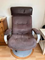 Relaxstoel met draaivoet, Ophalen, Gebruikt, Hout, 75 tot 100 cm