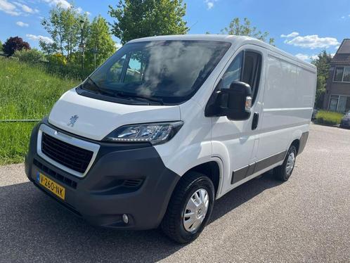 Peugeot Boxer 330 2.0 BlueHDI L1H1 Pro, Auto's, Bestelauto's, Te koop, ABS, Boordcomputer, Centrale vergrendeling, Elektrische buitenspiegels