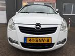 Opel Agila 1.0 Edition 5 drs met airco en navigatie en bluet, Euro 5, Stof, Gebruikt, Zwart