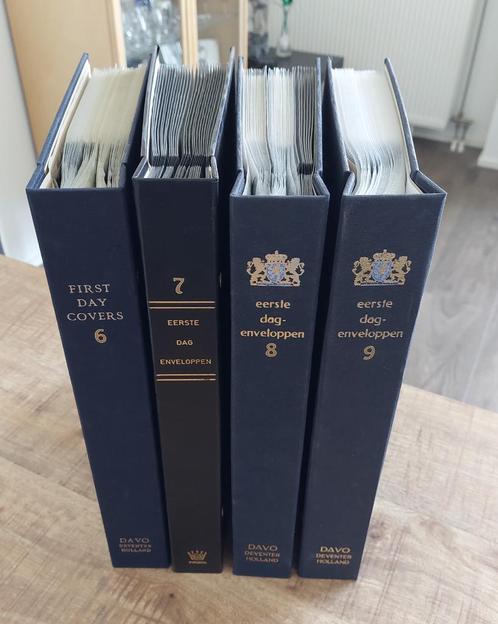 Verzameling Nederland Molenkaarten R1 t/m R519 in 4 albums., Postzegels en Munten, Postzegels | Volle albums en Verzamelingen