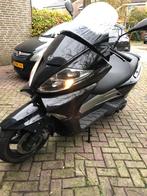 MOTORSCOOTER te koop( weinig kilometers op teller !!!), Motoren, 250 cc, Scooter, Motorrijbewijs A, Particulier