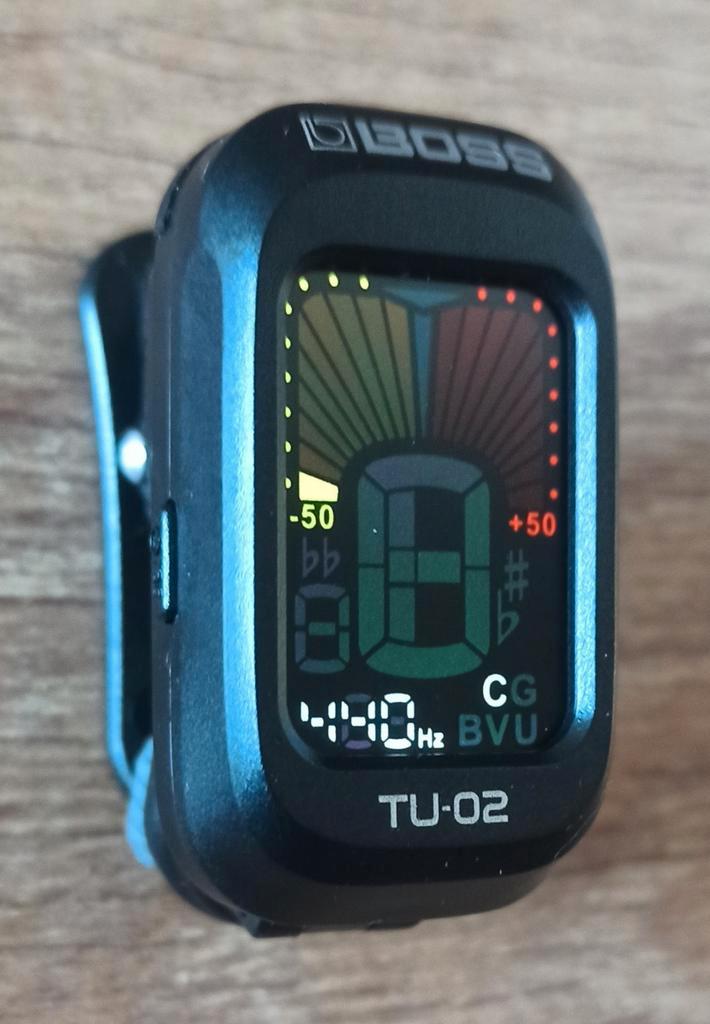 Nieuwe Boss TU-02 - Chromatische tuner, clip-on - Zwart, Sieraden, Tassen en Uiterlijk, Sporthorloges, Nieuw, Android, Zwart, Ophalen of Verzenden