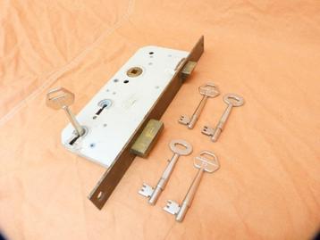 Gebruikt ZWAAR Klavierslot Lips 5 sleutels Dag- En Nachtslot beschikbaar voor biedingen