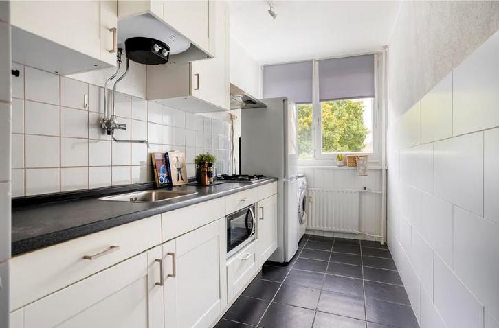 Ikea keuken + fornuis, Huis en Inrichting, Keuken | Complete keukens, Gebruikt, Enkelwandige keuken, Wit, Kunststof, Hoogglans of Gelakt