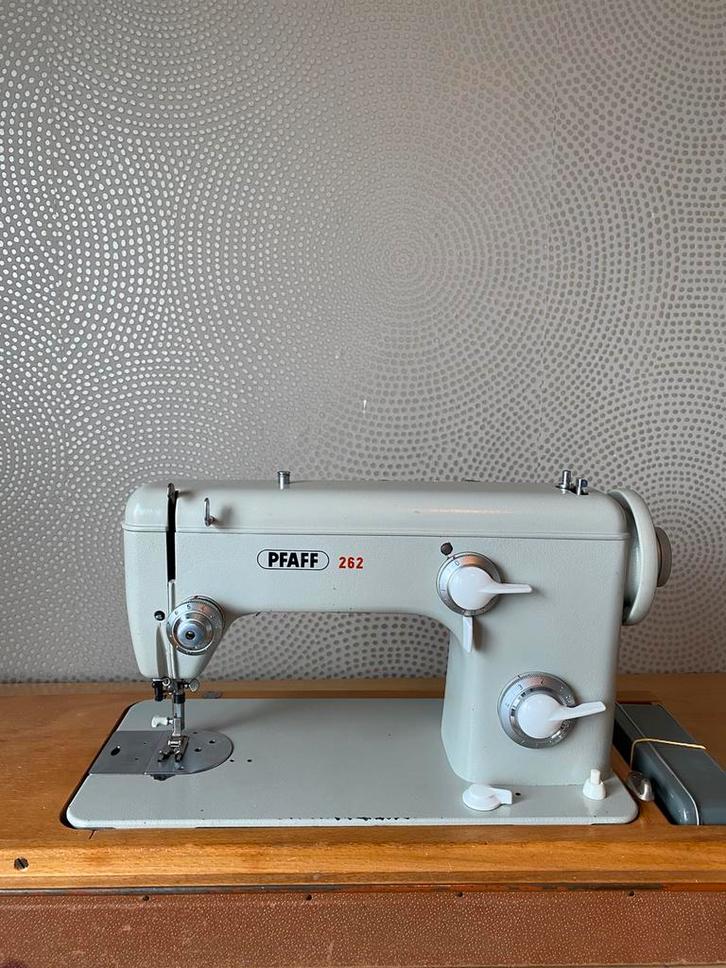 SEMI INDUSTRIE NAAIMACHINE PFAFF 260, Hobby en Vrije tijd, Naaimachines en Toebehoren, Gebruikt, Naaimachine, Pfaff, Industrieel