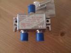 Splitter, Ophalen of Verzenden, Nieuw, Minder dan 2 meter, Coaxiale kabel