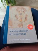 Jos van Remundt - Inleiding identiteit en burgerschap, Ophalen of Verzenden, Zo goed als nieuw, Jos van Remundt; Marleen Boon