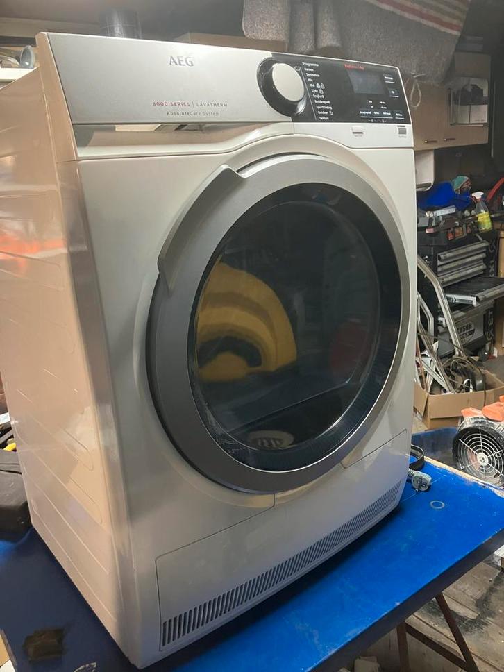 AEG 8000 Series Warmtepomp Droger (defect), Witgoed en Apparatuur, Wasdrogers, Niet werkend, Condens, Voorlader, 6 tot 8 kg, 85 tot 90 cm