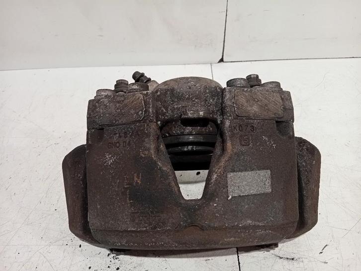 Remklauw links voor Audi A4, Auto-onderdelen, Remmen en Aandrijving, Audi, Gebruikt, Herkomst onderdeel bekend, 12 maanden garantie