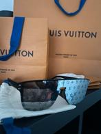 louis vuiiton zonnebril zeer goeie staat, Sieraden, Tassen en Uiterlijk, Zonnebrillen en Brillen | Heren, Ophalen of Verzenden