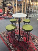 Statafel met marmer blad & ijzeren barkrukken, Antiek en Kunst, Antiek | Meubels | Tafels, Ophalen of Verzenden