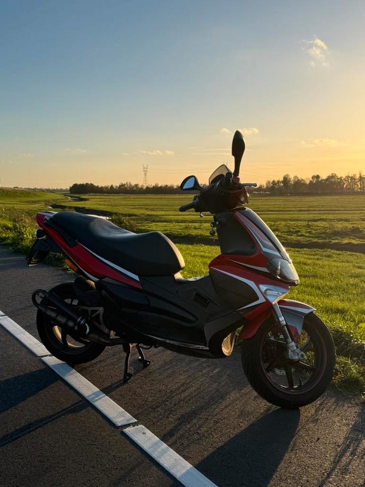 Gilera Runner 50 - Ruilen voor nette Zip 2t mogelijk, Fietsen en Brommers, Brommeronderdelen | Scooters, Gebruikt, Overige typen