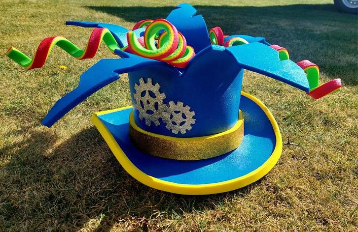 Foamhoeden, Carnaval, Pakken, Kleurrijk, Hoeden, Loopgroep, Kleding | Heren, Carnavalskleding en Feestkleding, Zo goed als nieuw