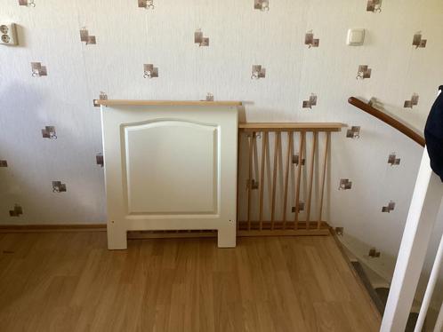 Babybed, Kinderen en Baby's, Kinderkamer | Bedden, Zo goed als nieuw, Lattenbodem, Matras, Ophalen