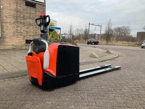 BT TOYOTA LPE250 2500KG LANGE LEPELS PALLETWAGEN / HEFTRUCK, Zakelijke goederen, Machines en Bouw | Heftrucks en Intern transport