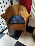 Rotan stoel met kussen, Huis en Inrichting, Stoelen, Ophalen, Gebruikt, Bruin, Riet of Rotan