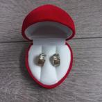 Oorbellem Knopjes/Stekers, Overige materialen, Ophalen of Verzenden, Zo goed als nieuw, Knopjes of Stekers